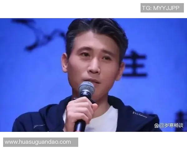 上海足球球星妻子背后的故事揭示:从默默支持到聚光灯下的蜕变与挑战 上海足球球星妻子背后的故事揭示:从默默支持到聚光灯下的蜕变与挑战