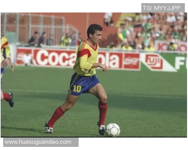 左撇子足球巨星：盘点足坛那些独具天赋的左脚球员与他们的传奇时刻