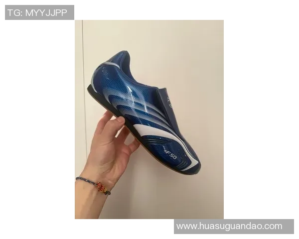 球星个性化足球鞋排名榜揭晓 每双鞋背后的独特故事与风格解析 球星个性化足球鞋排名榜揭晓 每双鞋背后的独特故事与风格解析